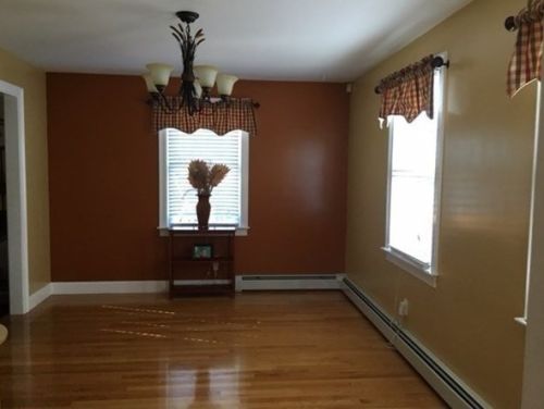 77 Mendall Rd, New Bedford MA 02743-1211 exterior