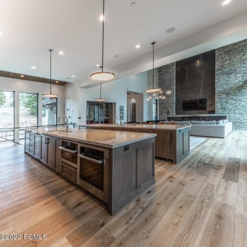 215 White Pne Cyn Rd, Park City UT 84060-6514 exterior