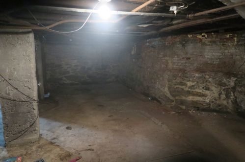 44 Houghton St, Worcester MA 01604-3838 exterior