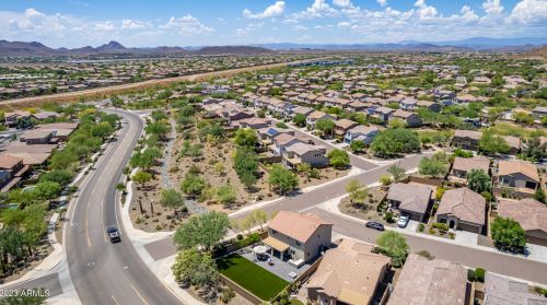 1735 Desperado Way, Phoenix AZ  85085-6329 exterior