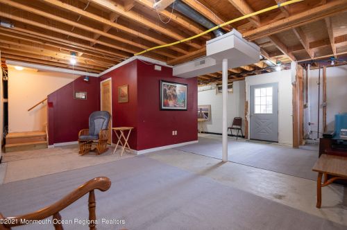 760 Veterans Hwy, Jackson Twp NJ 08527-3335 exterior