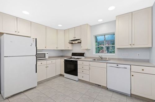 35 Vernon St, Newton MA 02458-2046 exterior