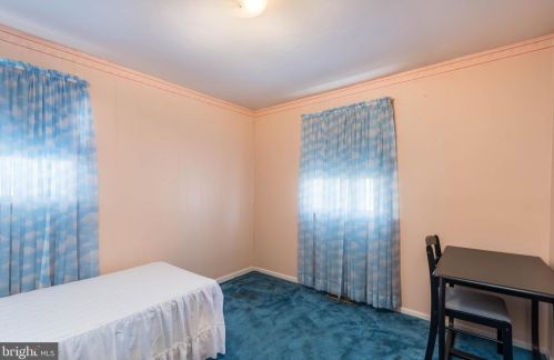 1851 Pt Pleasant Ave, West Deptford NJ 08096-4324 exterior