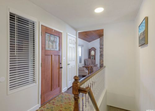 1494 Ridgemark Dr, Sandy UT 84092-3050 exterior