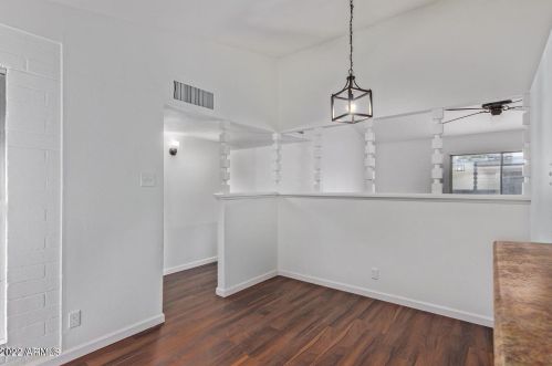 3842 Butler Dr, Phoenix AZ  85051-4742 exterior