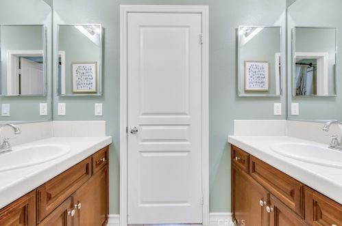 191 Wild Lilac, Irvine CA  92620-2831 exterior