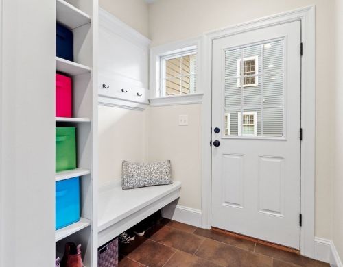 51 Mann Ave, Needham MA 02492-4533 exterior