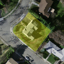 69 Cross Hill Rd, Newton MA  02459-3120 aerial view