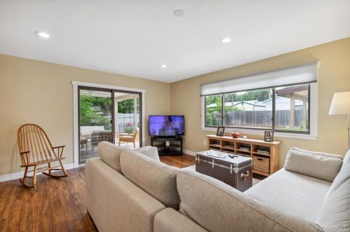 1004 Stanford Pl, Englewood CO 80111-1220 exterior