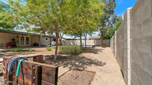 14429 41 Pl, Phoenix AZ 85042-6392 exterior