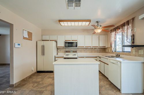 3145 Charleston Ave, Phoenix AZ 85032-9551 exterior