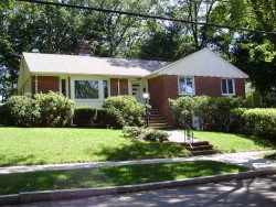 180 Greenwood St, Newton, MA 02459-3042