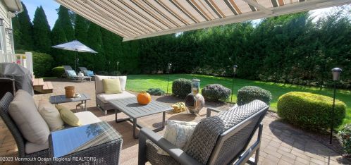 90 Lovett Ave, Little Silver NJ 07739-1403 exterior