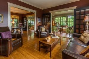 1401 Goddard Ave, Louisville, KY 40204-1543