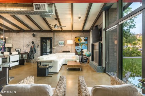 4028 45th St, Phoenix AZ 85044-6060 exterior