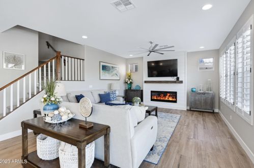 840 Ashurst Dr, Phoenix AZ  85048-2028 exterior