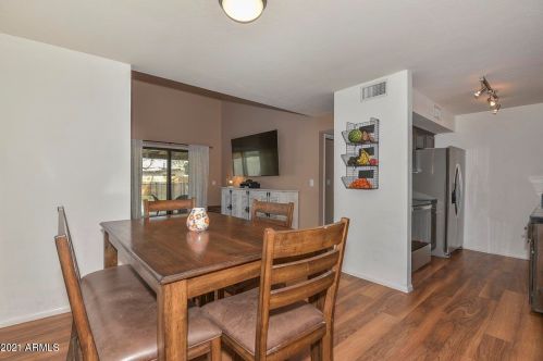 2206 Cambridge Ave, Phoenix AZ 85006-1415 exterior