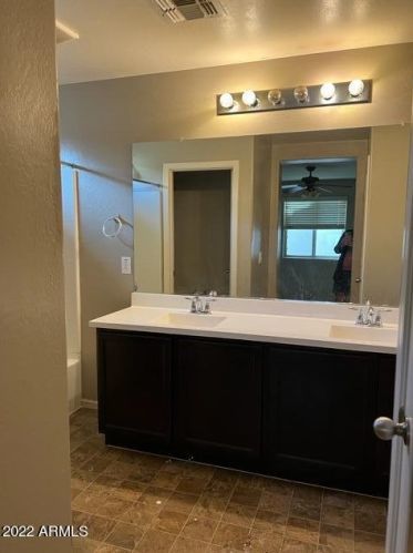 2214 78 Ave, Phoenix AZ 85035-5129 exterior