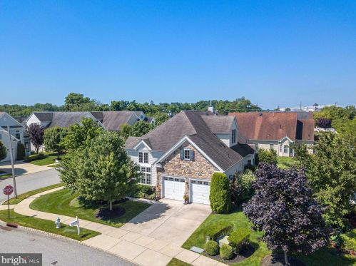 301 Lentz Rd, West Deptford, NJ 08086-3807