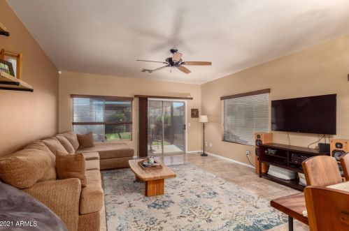 2107 Carter Rd, Phoenix, AZ 85041-6560