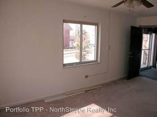 2228 High St, Columbus OH  43201-1169 exterior