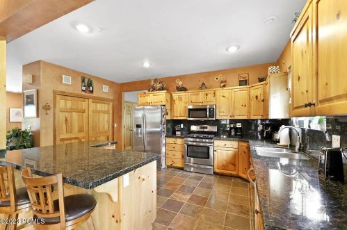 3600 Wagon Wheel Way, Park City UT 84098-5340 exterior