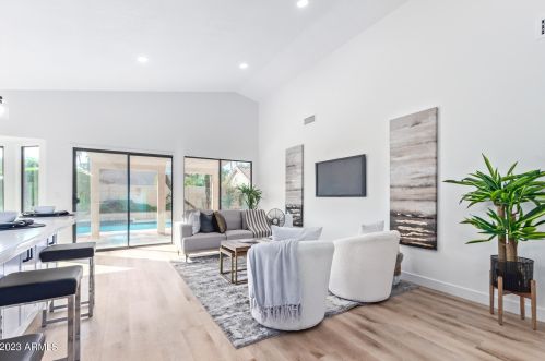 19448 36th St, Phoenix AZ  85050-3941 exterior