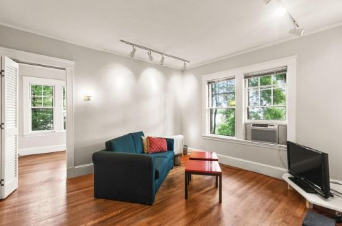 147 Highland Ave, Arlington MA 02476-7846 exterior