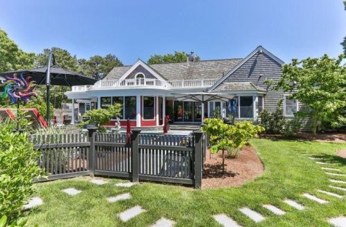 6 Peach Orch Ln, Eastham MA 02642-2673 exterior