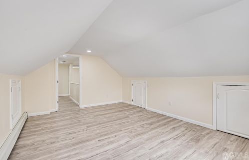 47 Arthur Ave, Carteret NJ  07008-2463 exterior