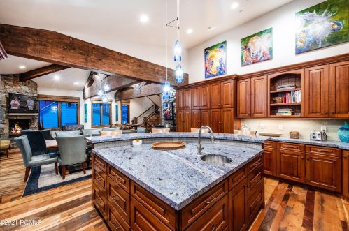 426 Woodside Ave, Park City UT exterior