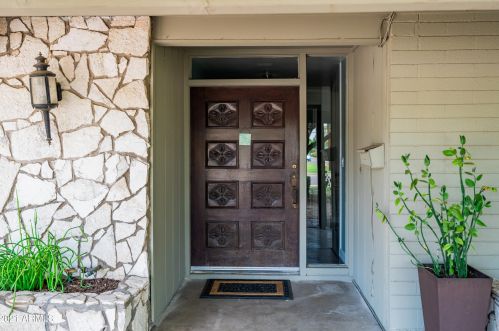 6101 5th Pl, Phoenix, AZ 85012-1220