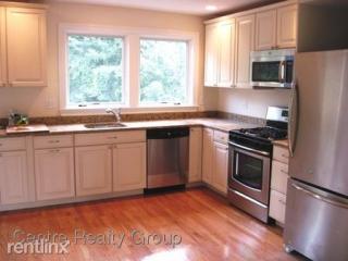 1030 Chestnut St, Newton MA  02464-1113 exterior