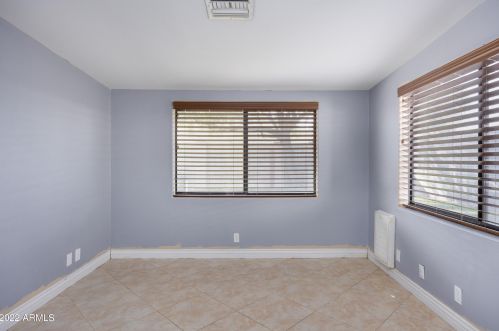 13222 37 Pl, Phoenix AZ 85050-8309 exterior