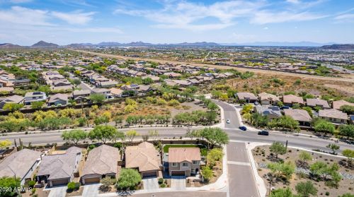 1735 Desperado Way, Phoenix AZ  85085-6329 exterior