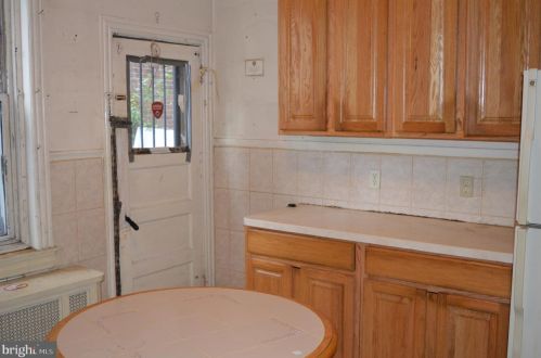 4458 20 St, Philadelphia PA 19138-2902 exterior