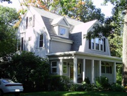 78 Woodbine St, Newton, MA 02466-1806