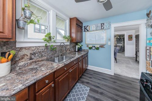 122 Sta Dr, West Deptford NJ 08096-3543 exterior