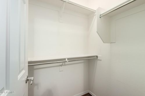 25107 51 Dr, Phoenix AZ 85035-1902 exterior