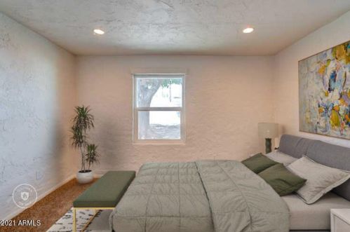 2240 Danbury Rd, Phoenix AZ  85023-2256 exterior