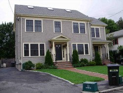 17 Indiana Ter, Newton, MA 02464-1314