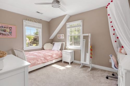 6 Chestnut Rd, Hingham MA 02043-1415 exterior