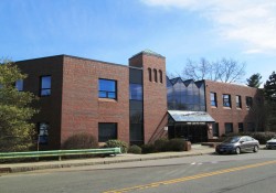 77 Paul St, Newton, MA 02459-2452