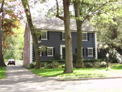 180 Park St, Newton, MA 02458-2044