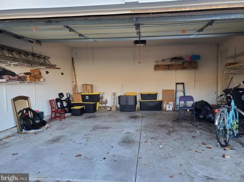 111 Ladds Ln, West Deptford NJ 08093-2319 exterior