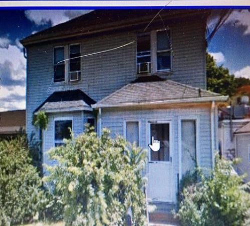 519 Sprague St, Dedham, MA 02026-3908