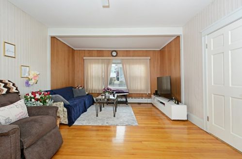 31 Benedict Rd, Worcester MA 01604-1814 exterior