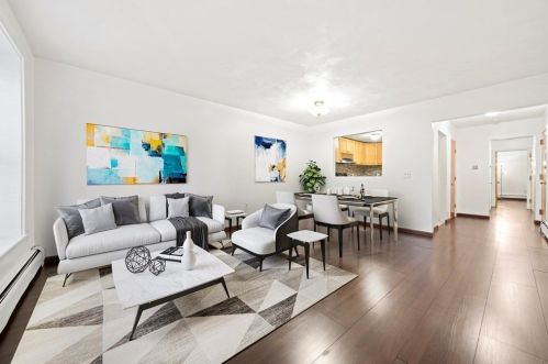 171 Winnisimmet St, Chelsea, MA 02150-2783