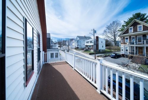 135 Central Ave, Everett MA 02149-2226 exterior