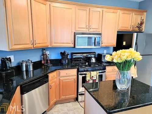 297 Sunderland Way, Stockbridge GA 30281-7956 exterior